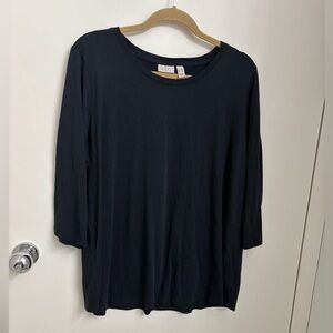 LOGO/Lori Goldstein lightweight pullover with 3/4 sleeves